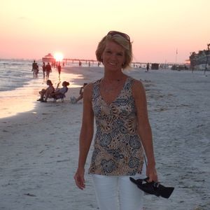 Meet your Posher, Deborah